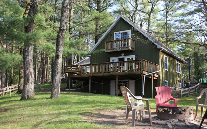 Pine Bay Lodge