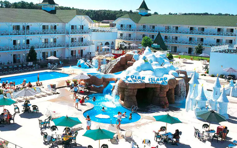 Clarion Hotel & Suites & Wintergreen Conference Center